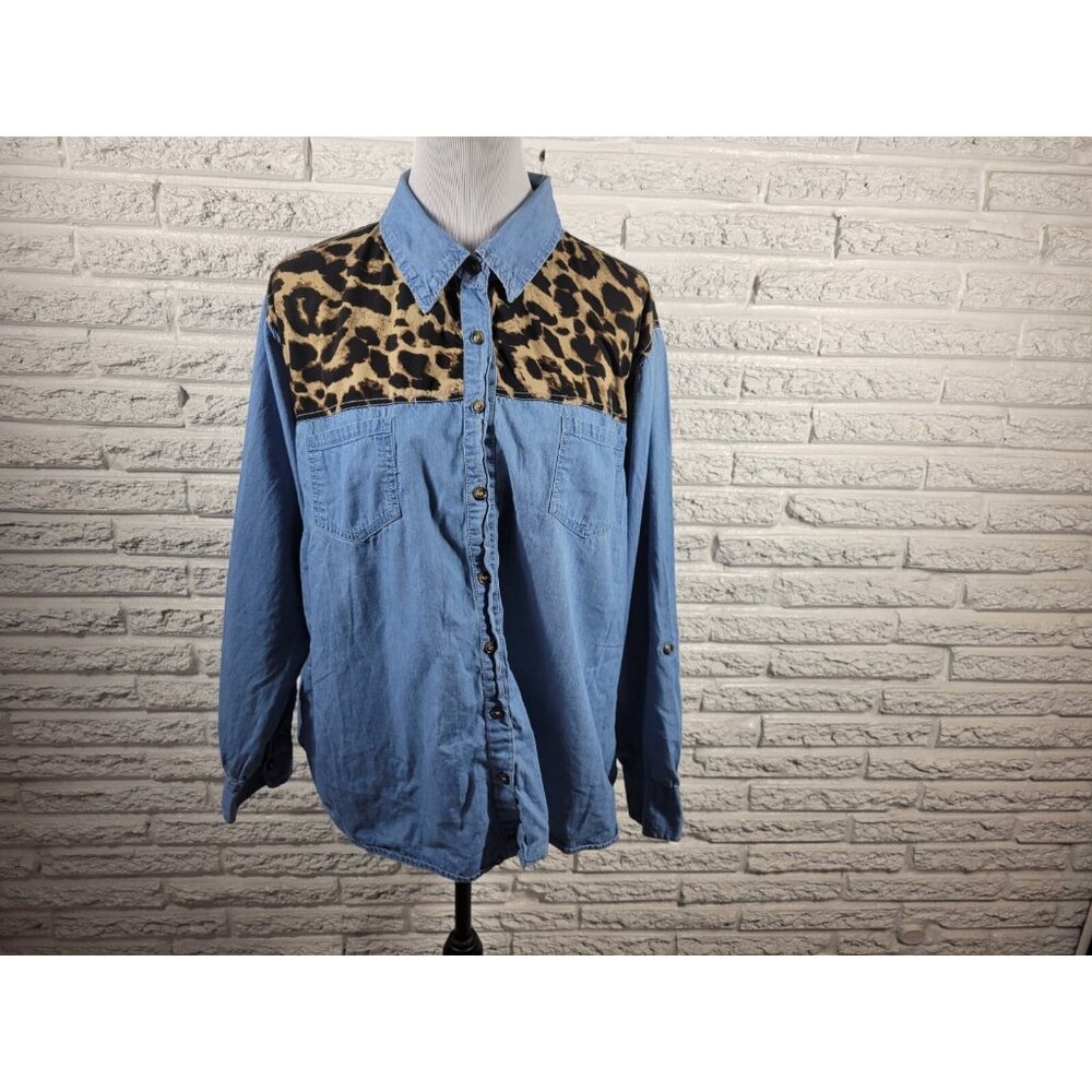 Truth NYC Womens Top 3X Plus Long Sleeve Blue Animal Print Chambray BLU98E